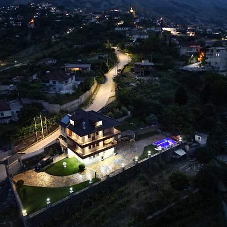 Shena Guest House จีโรคาสเตอร์ ภายนอก รูปภาพ